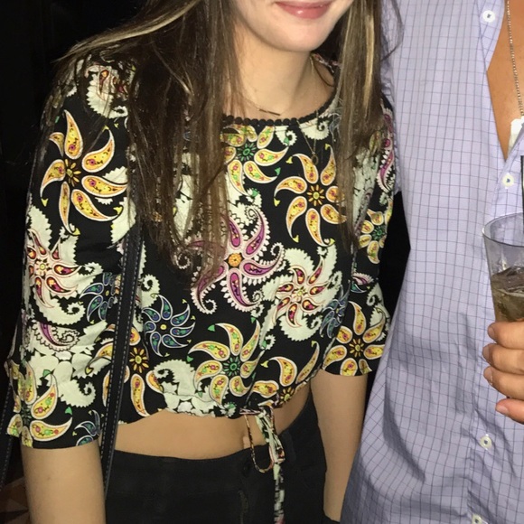 Boohoo Tops - Floral Crop Boohoo Tops - Floral Crop
